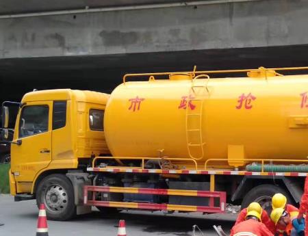 解放化粪池清理公司为您分享化粪池的清理步骤
